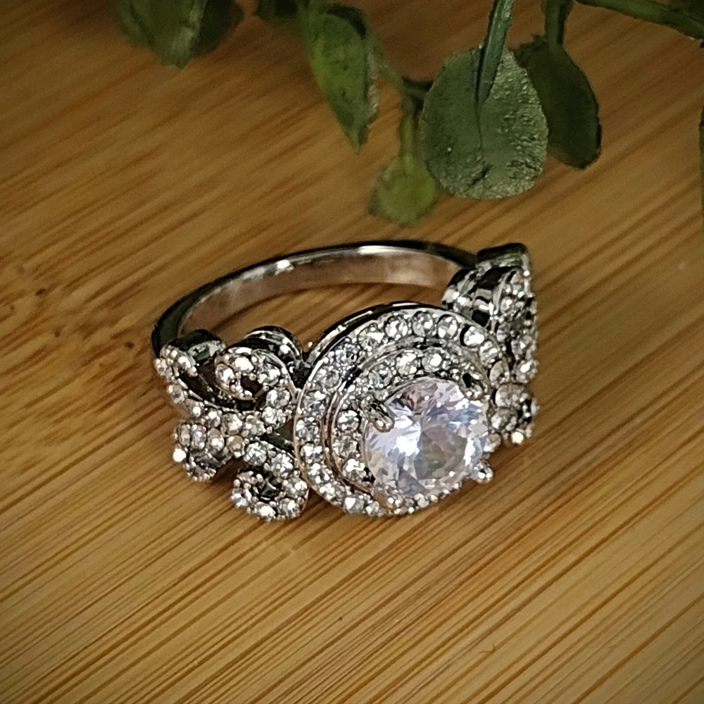 Round Cut Cubic Zirconia Diamond Ring Size 6.5 Stainless Steel